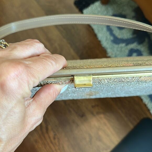 Vintage Johansen taupe, gold, pink & yellow swirl pattern arm bag - Picture 10 of 10